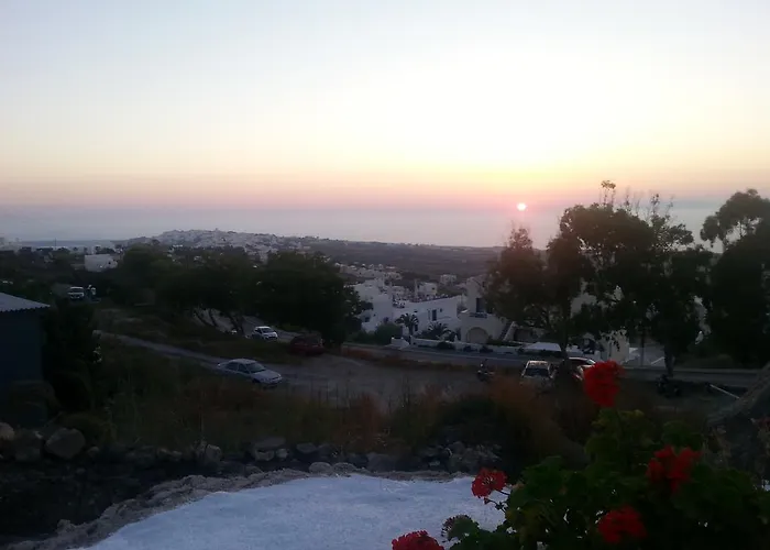 Alonistra Oia Houses